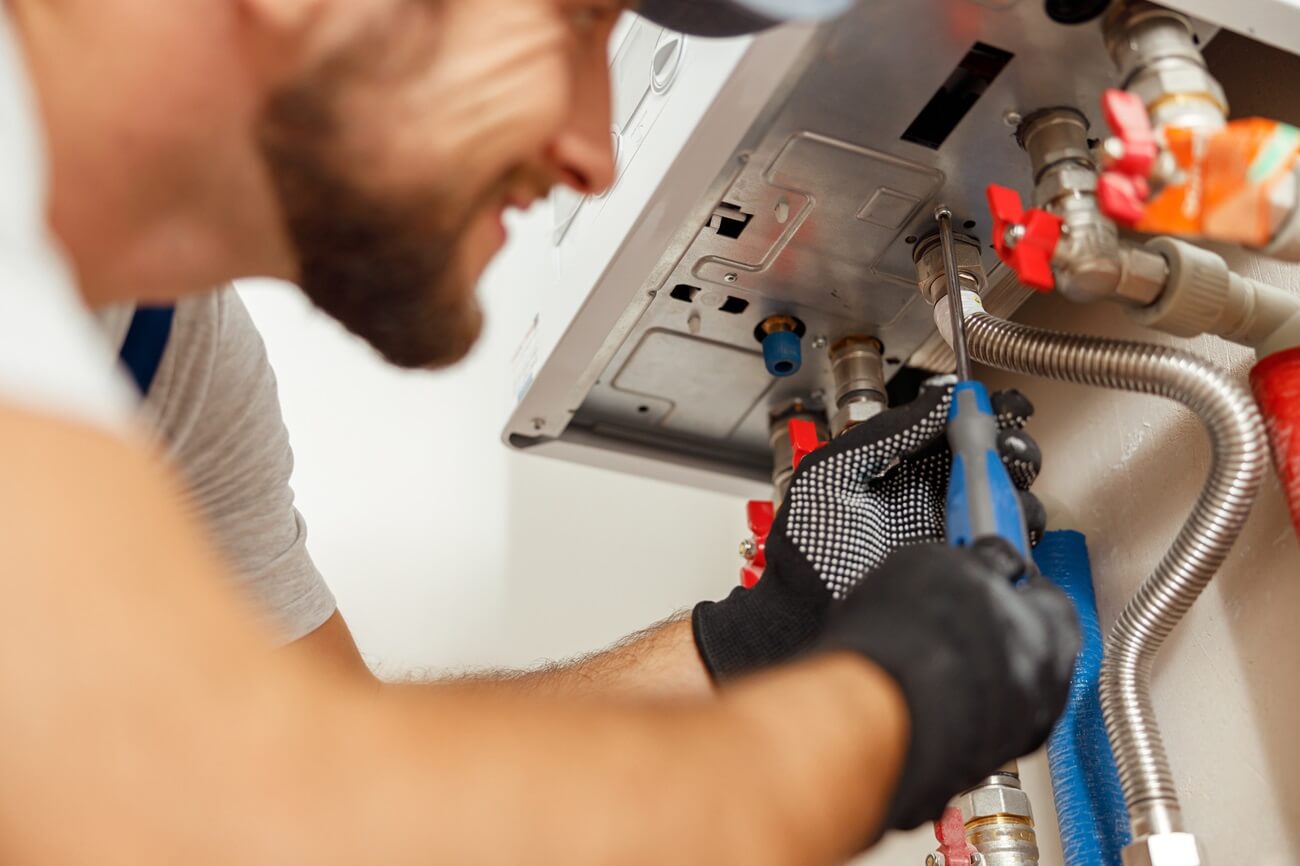 Tank and tankless water heater repair service